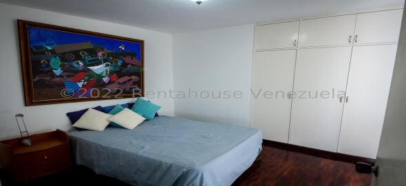 Los Samanes , Distrito Metropolitano Caracas Distrito Federal, 1080 | Spacious duplex penthouse