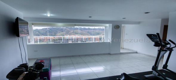 Los Samanes , Distrito Metropolitano Caracas Distrito Federal, 1080 | Spacious duplex penthouse