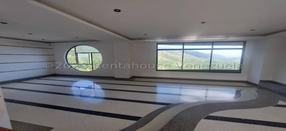 Urbanizacion Miranda , Av. El enlace 11a-4 Caracas Distrito Federal, 1073 | A stylish and spacious apartment