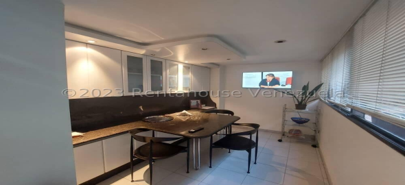Urbanizacion Miranda , Av. El enlace 11a-4 Caracas Distrito Federal, 1073 | A stylish and spacious apartment
