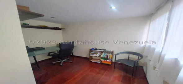 Urbanizacion Miranda , Av. El enlace 11a-4 Caracas Distrito Federal, 1073 | A stylish and spacious apartment