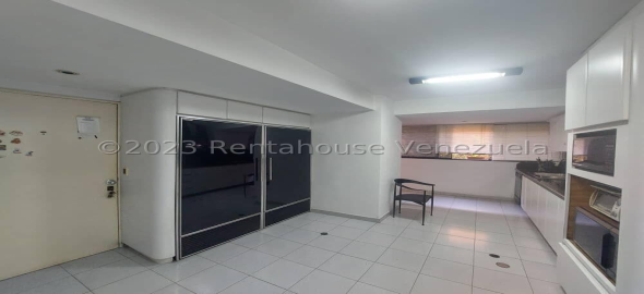 Urbanizacion Miranda , Av. El enlace 11a-4 Caracas Distrito Federal, 1073 | A stylish and spacious apartment