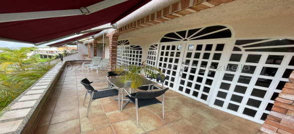 San Antonio de los Altos , Club de Campo Los Teques Miranda, 1204 | Spectacular Single Family Home