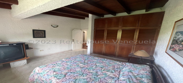 San Antonio de los Altos , Club de Campo Los Teques Miranda, 1204 | Spectacular Single Family Home