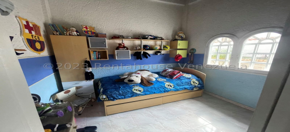 San Antonio de los Altos , Club de Campo Los Teques Miranda, 1204 | Spectacular Single Family Home