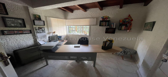 San Antonio de los Altos , Club de Campo Los Teques Miranda, 1204 | Spectacular Single Family Home