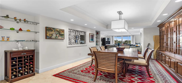 765 Crandon Blvd APT 305 Key Biscayne Florida, 33149 | Beautiful Condo