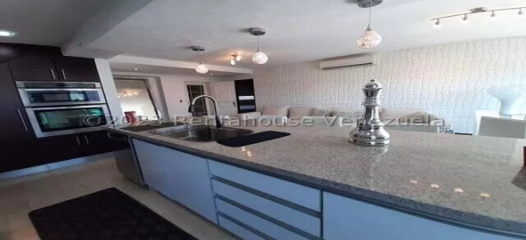 Lomas de Tamanaco , Urb. La Peña El Cafetal Caracas Distrito Federal, 1060 | Spectacular Apartment