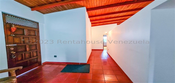 Caurimare , Distrito Metropolitano Caracas Distrito Federal, 1061 | Beautiful House