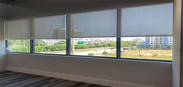 19790 W Dixie Hwy #304 Aventura Florida, 33180 | Beautiful Office