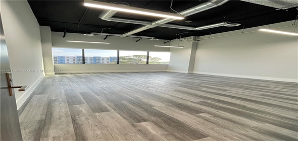 19790 W Dixie Hwy #304 Aventura Florida, 33180 | Beautiful Office