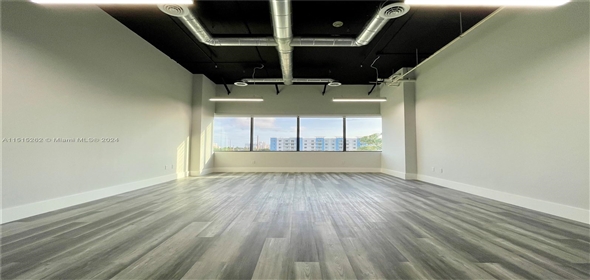 19790 W Dixie Hwy #304 Aventura Florida, 33180 | Beautiful Office