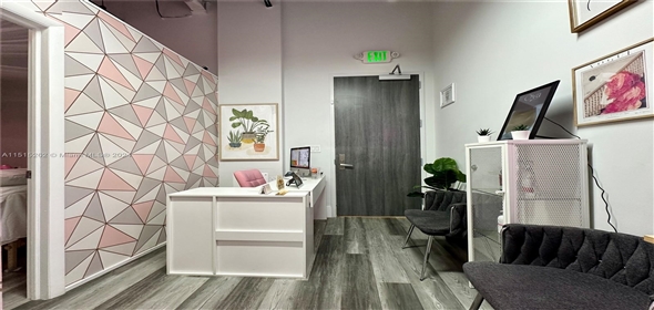 19790 W Dixie Hwy #304 Aventura Florida, 33180 | Beautiful Office