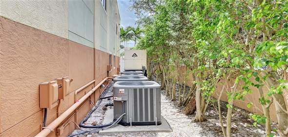 2957 NW 62nd Street # 101 Fort Lauderdale Florida, 33309 | Affordable Office