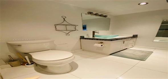 2301 Collins Ave Unit#1029 Carl Fisher Florida, 33139 | Gorgeous Studio