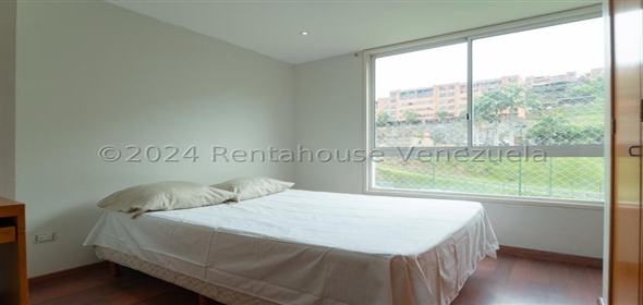 Escampadero , Bldg La Cumbre Caracas Distrito Federal,  | Sophisticated Apartment