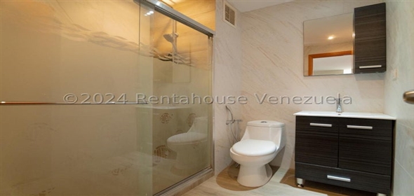 Escampadero , Bldg La Cumbre Caracas Distrito Federal,  | Sophisticated Apartment