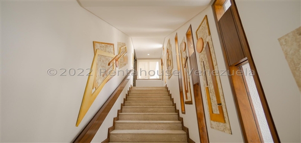 El Marques Caracas Distrito Federal, 1071 | Spectacular Family House in El Marqués