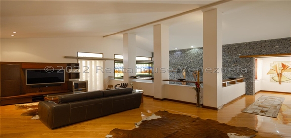 El Marques Caracas Distrito Federal, 1071 | Spectacular Family House in El Marqués