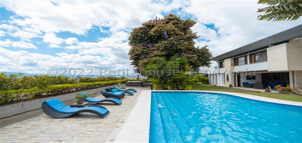 El Marques Caracas Distrito Federal, 1071 | Spectacular Family House in El Marqués