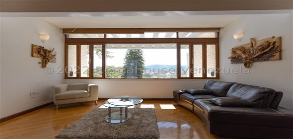 El Marques Caracas Distrito Federal, 1071 | Spectacular Family House in El Marqués