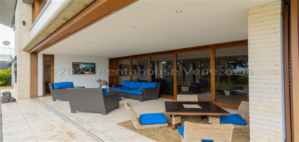 El Marques Caracas Distrito Federal, 1071 | Spectacular Family House in El Marqués