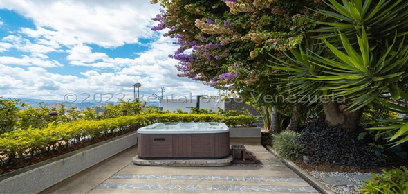 El Marques Caracas Distrito Federal, 1071 | Spectacular Family House in El Marqués