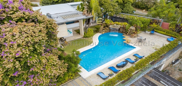 El Marques Caracas Distrito Federal, 1071 | Spectacular Family House in El Marqués