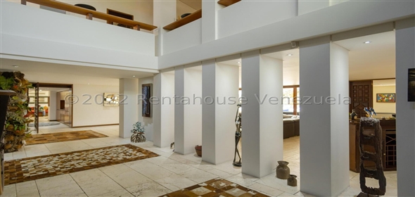 El Marques Caracas Distrito Federal, 1071 | Spectacular Family House in El Marqués