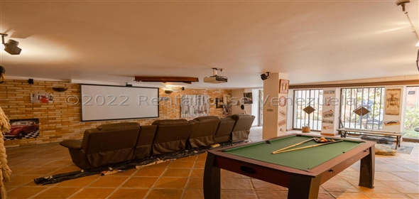 El Marques Caracas Distrito Federal, 1071 | Spectacular Family House in El Marqués