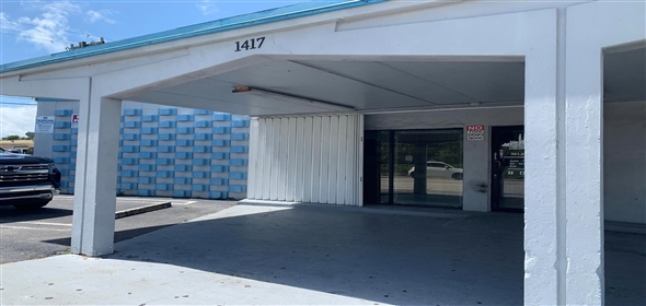 1417 N Tamarind Avenue West Palm Bch Florida, 33401 | Spacious Commercial Office