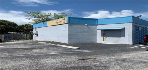 1417 N Tamarind Avenue West Palm Bch Florida, 33401 | Spacious Commercial Office