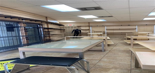 1417 N Tamarind Avenue West Palm Bch Florida, 33401 | Spacious Commercial Office
