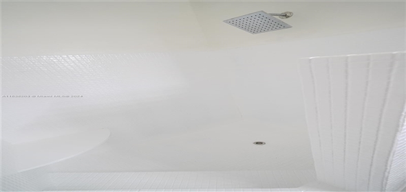 5704 White Hickory Cir Tamarac Florida, 33319 | Spectacular Single Family Home