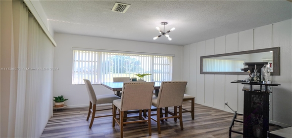 5704 White Hickory Cir Tamarac Florida, 33319 | Spectacular Single Family Home