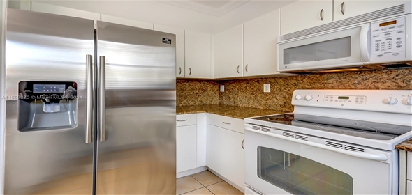10743 NW 78th Ter DORAL, FL 33178-6061 Doral Florida, 33178 | Spectacular Single Family Home