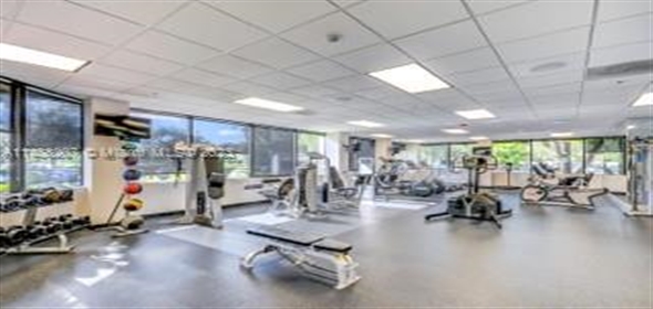 8300 NW 53rd St # 350 Doral Florida, 33166 | FULL SERVICE EXECUTIVE OFFICES
