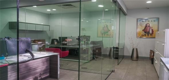 1315 NW 98th Ct # 8 Doral Florida, 33172 | Commercial Property
