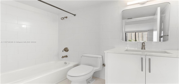 540 Brickell Key Dr # 702 , BLDG 2 Miami Florida, 33131 | Beautiful Condo