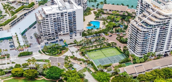 540 Brickell Key Dr # 702 , BLDG 2 Miami Florida, 33131 | Beautiful Condo