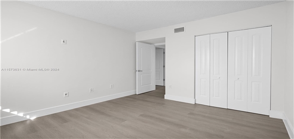 9715 Fontainebleau Blvd # E108 Miami Florida, 33172 | Beautiful Condo