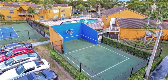 9715 Fontainebleau Blvd # E108 Miami Florida, 33172 | Beautiful Condo