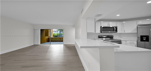9715 Fontainebleau Blvd # E108 Miami Florida, 33172 | Beautiful Condo