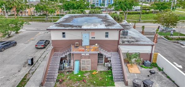 1813 N Tamarind Avenue West Palm Beach Florida, 33407 | Splendid Commercial Residential Property