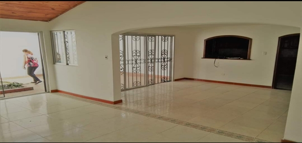 Cr 74A # 11A-70 Cali Valle del Cauca,  | Splendid Home in Cali, Colombia