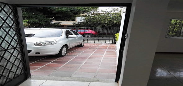 Cr 74A # 11A-70 Cali Valle del Cauca,  | Splendid Home in Cali, Colombia