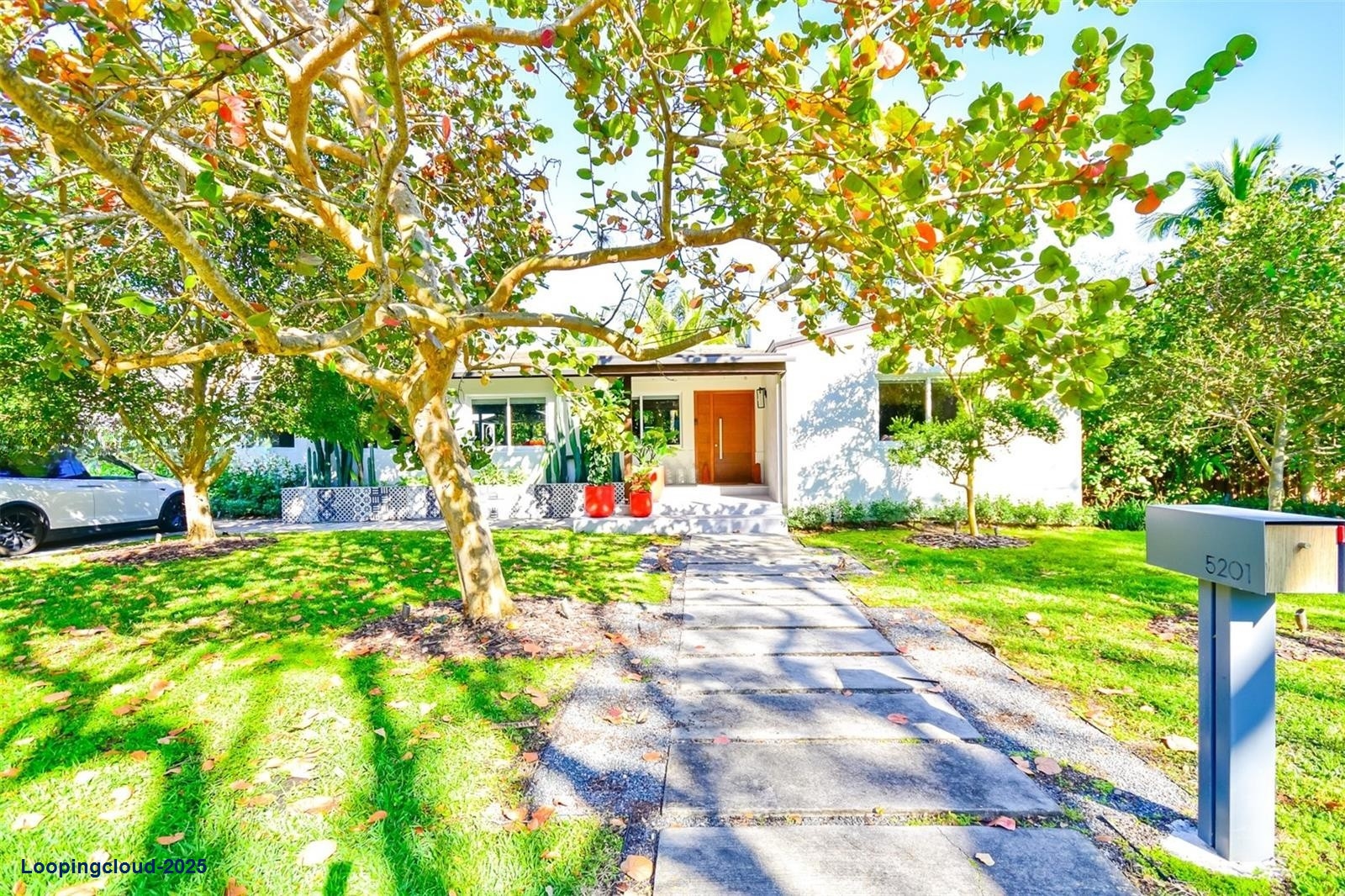 Spectacular Single Family Home