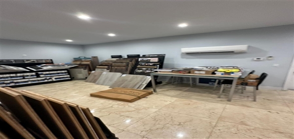 6095 NW 167 St D8 Hialeah Florida, 33015 | Commercial Property