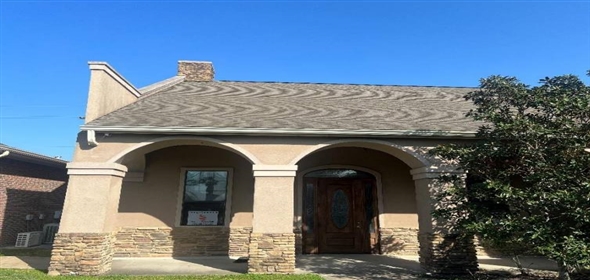 308 W Parkw ood Ave Suite 106 Friendswood Texas, 77546 | PROFESSIONAL/MEDICAL OFFICE BUILDING