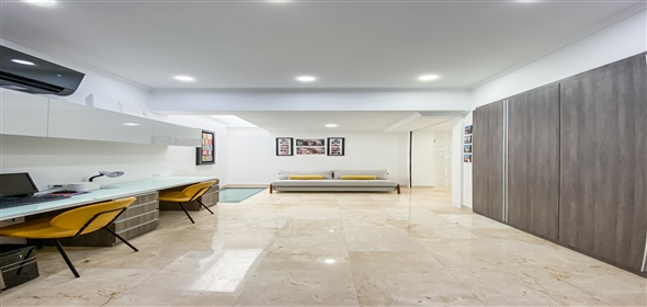 Terrazas del Country Res Mykonos Valencia Carabobo, 2001 | Spectacular House in Terrazas del Country Res Mykonos